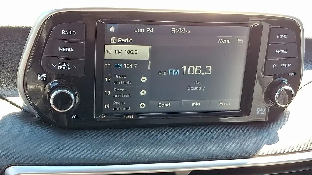 2021 Hyundai TUCSON SE