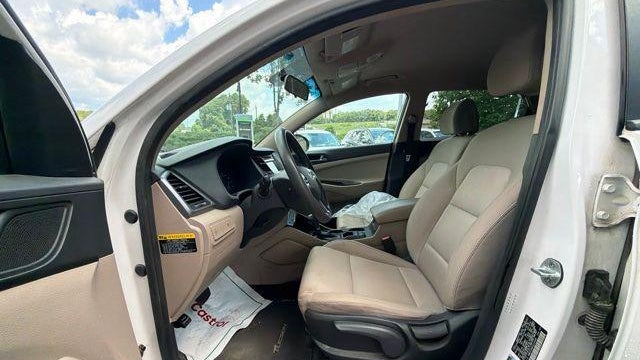 2016 Hyundai TUCSON SE