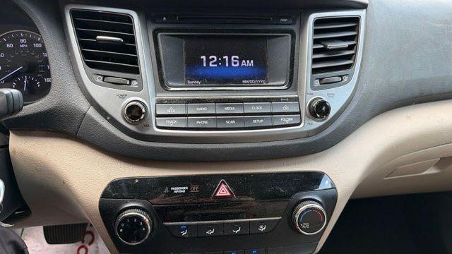 2016 Hyundai TUCSON SE