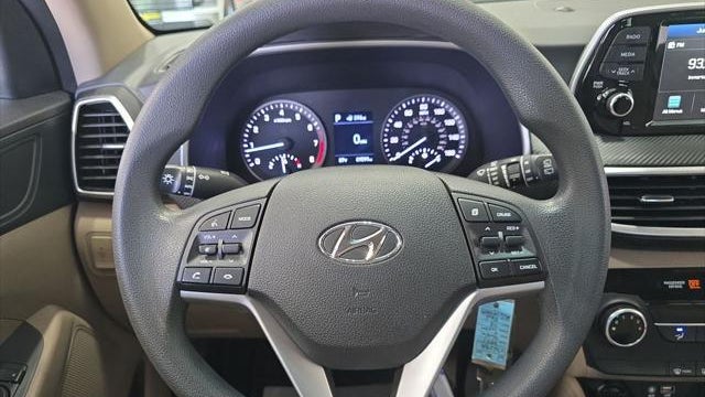 2021 Hyundai TUCSON SE