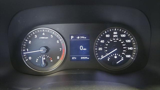2021 Hyundai TUCSON SE