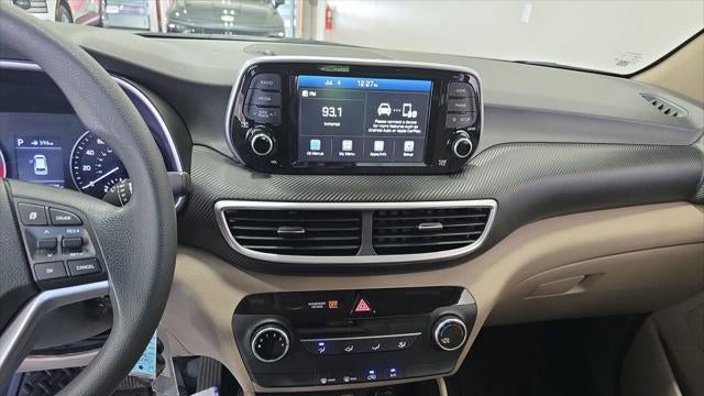 2021 Hyundai TUCSON SE