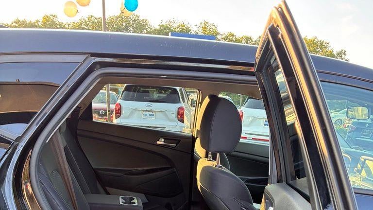 2020 Hyundai TUCSON SE