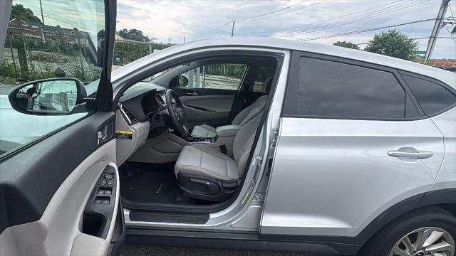 2018 Hyundai TUCSON SE