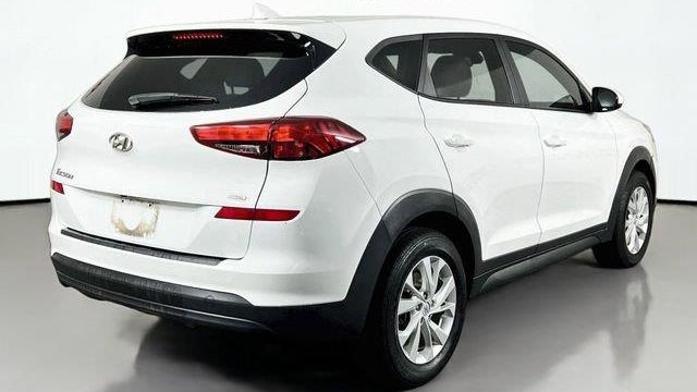 2020 Hyundai TUCSON SE