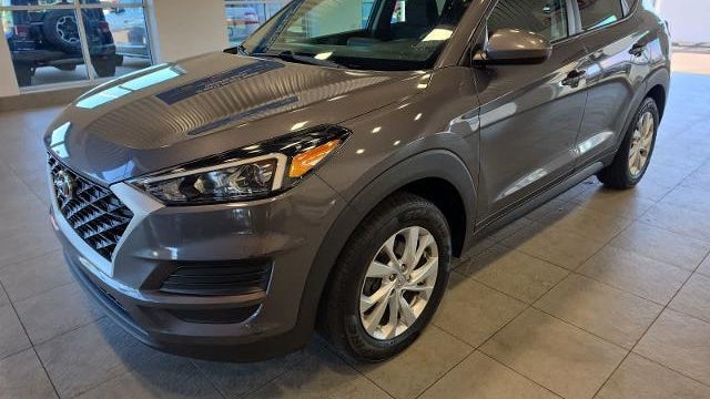 2021 Hyundai TUCSON SE