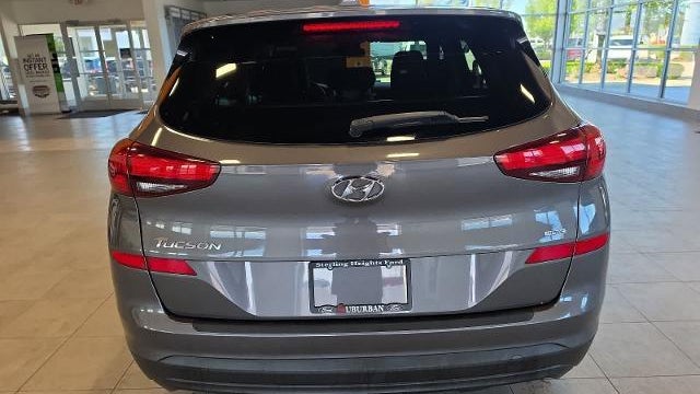 2021 Hyundai TUCSON SE
