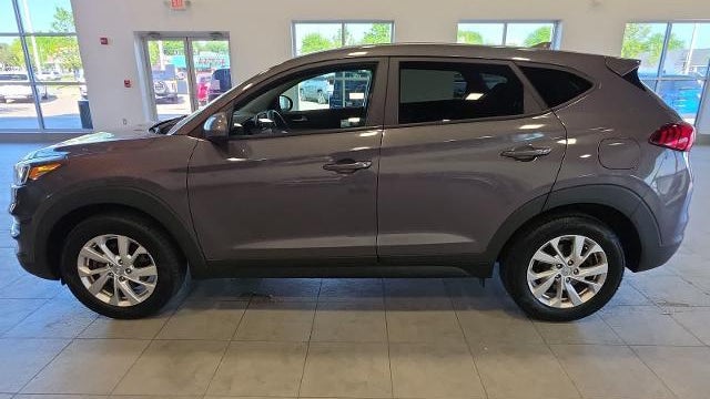 2021 Hyundai TUCSON SE