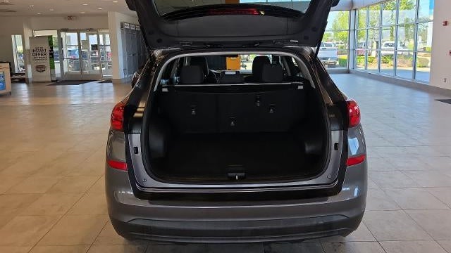 2021 Hyundai TUCSON SE