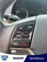 2016 Tucson Thumbnail 16