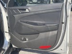 2017 Tucson Thumbnail 16