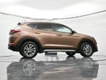 2017 Tucson Thumbnail 38