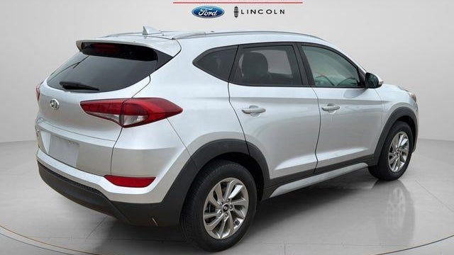 2018 Hyundai TUCSON SE