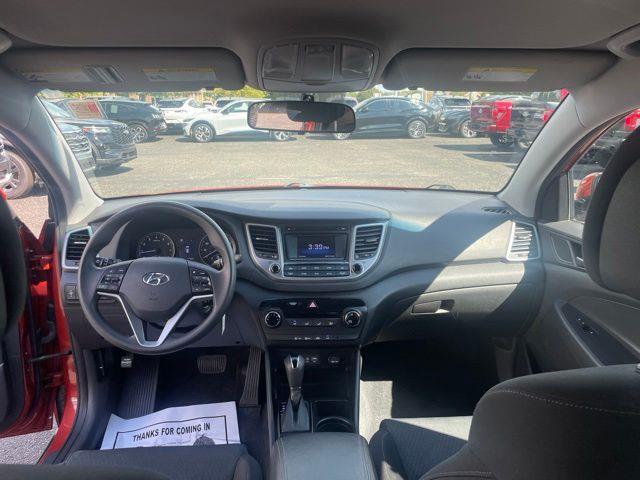 2016 Hyundai TUCSON SE — photo 1 of 24