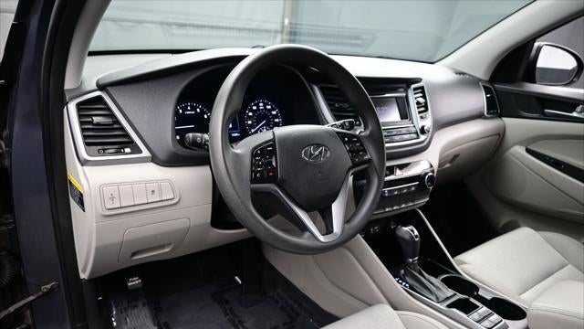 2016 Hyundai TUCSON SE