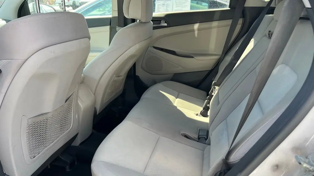 2016 Hyundai TUCSON SE