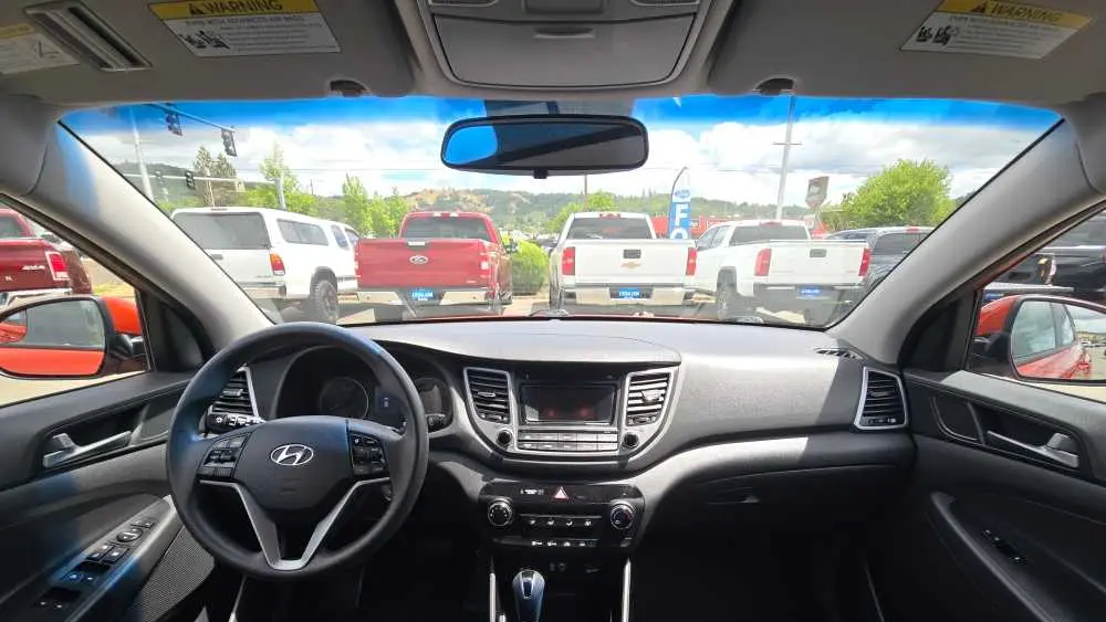 2016 Hyundai TUCSON SE