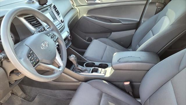 2017 Hyundai TUCSON SE