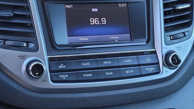 2017 Hyundai TUCSON SE