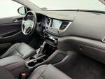 2017 Tucson Thumbnail 23