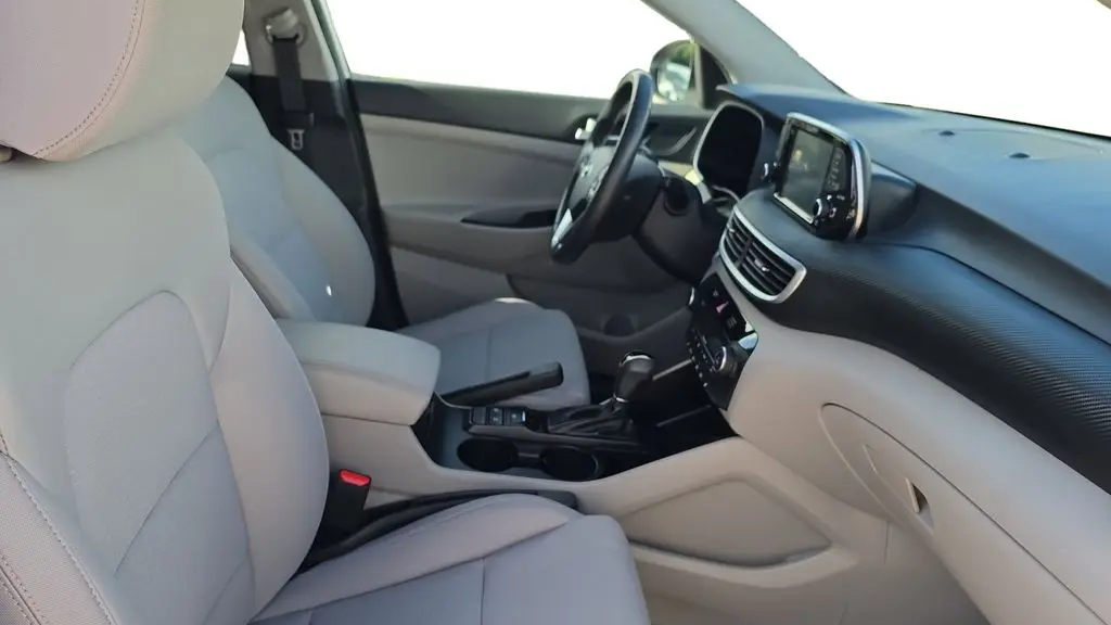 2020 Hyundai TUCSON Sport