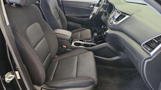 2016 Hyundai TUCSON Sport