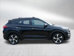 2016 Tucson Thumbnail 8