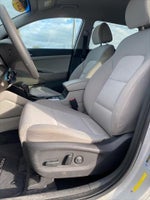 2016 Tucson Thumbnail 9