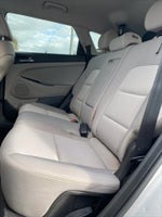 2016 Tucson Thumbnail 11