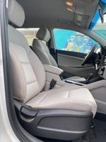 2016 Tucson Thumbnail 13