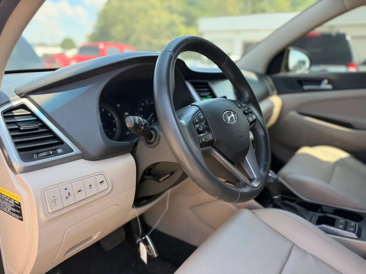 2017 Hyundai Tucson - $10,950