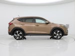 2016 Tucson Thumbnail 7