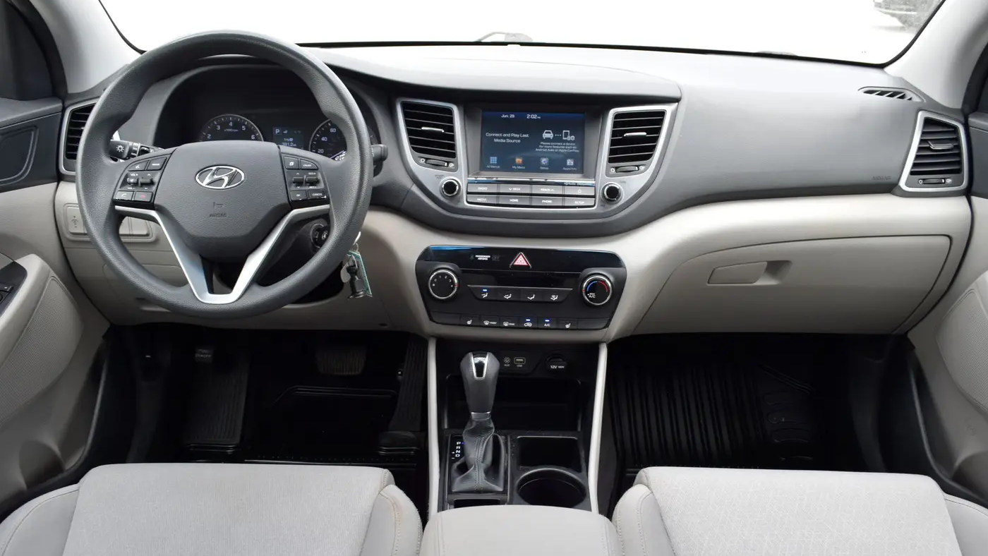 2018 Hyundai TUCSON SE