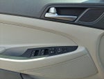 2016 Tucson Thumbnail 12