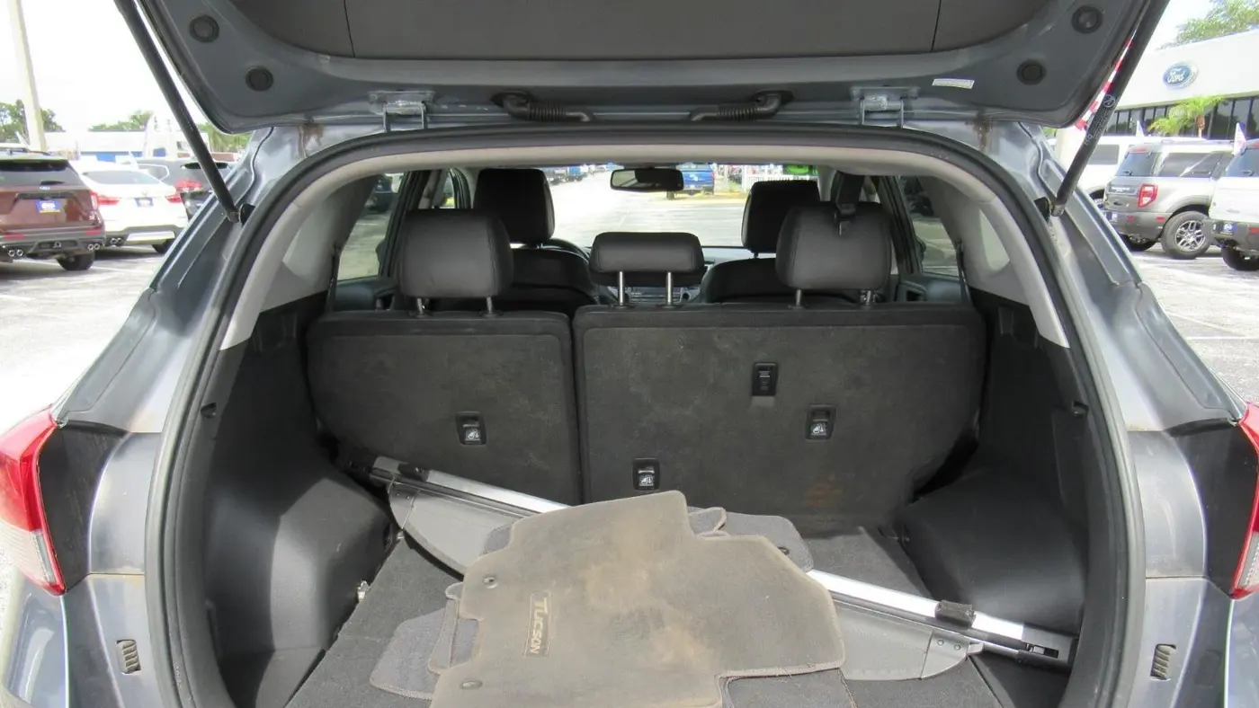 2018 Hyundai TUCSON SE