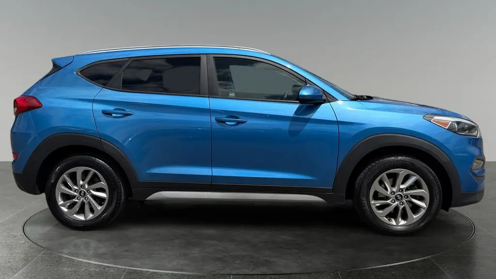 2018 Hyundai TUCSON SE