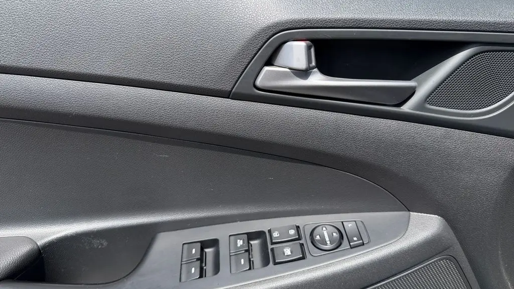 2018 Hyundai TUCSON SE