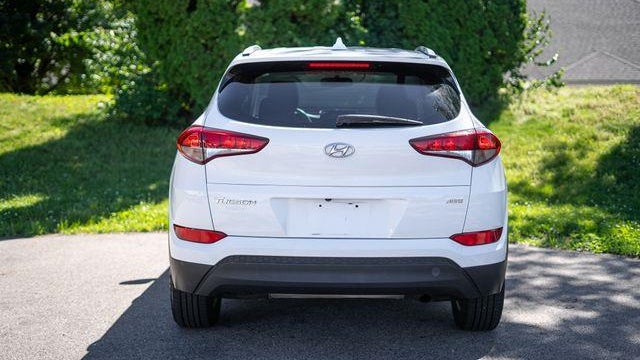 2018 Hyundai TUCSON SE