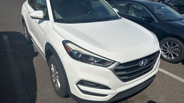 2017 Hyundai TUCSON SE Plus