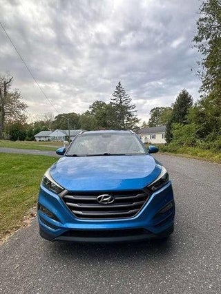 2016 Hyundai TUCSON with Caribbean Blue Exterior