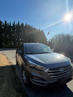 2017 Tucson Thumbnail 2