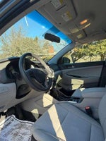 2017 Tucson Thumbnail 8