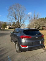 2017 Tucson Thumbnail 15