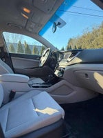 2017 Tucson Thumbnail 18