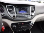2017 Tucson Thumbnail 22