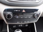 2017 Tucson Thumbnail 24