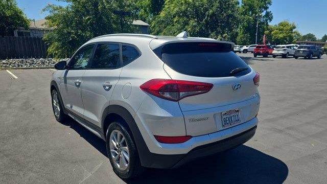 2018 Hyundai TUCSON SEL