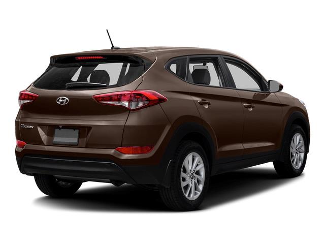 2016 Hyundai TUCSON SE — photo 1 of 12