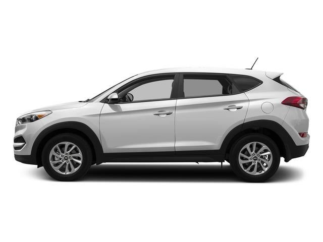 2017 Hyundai TUCSON SE — photo 1 of 3