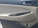 2017 Tucson Thumbnail 18